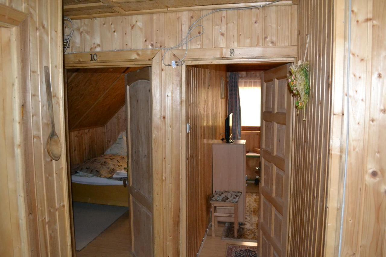 Pension Lucia Bucovina Hotel Вама Екстериор снимка