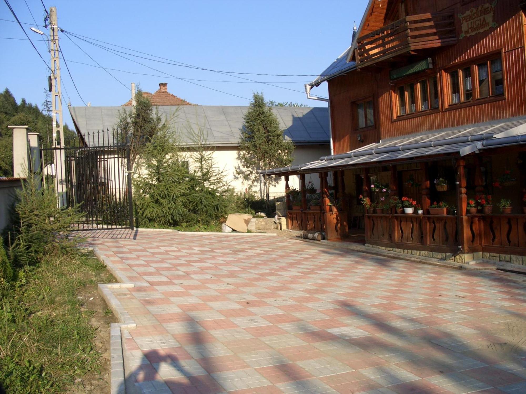 Pension Lucia Bucovina Hotel Вама Екстериор снимка