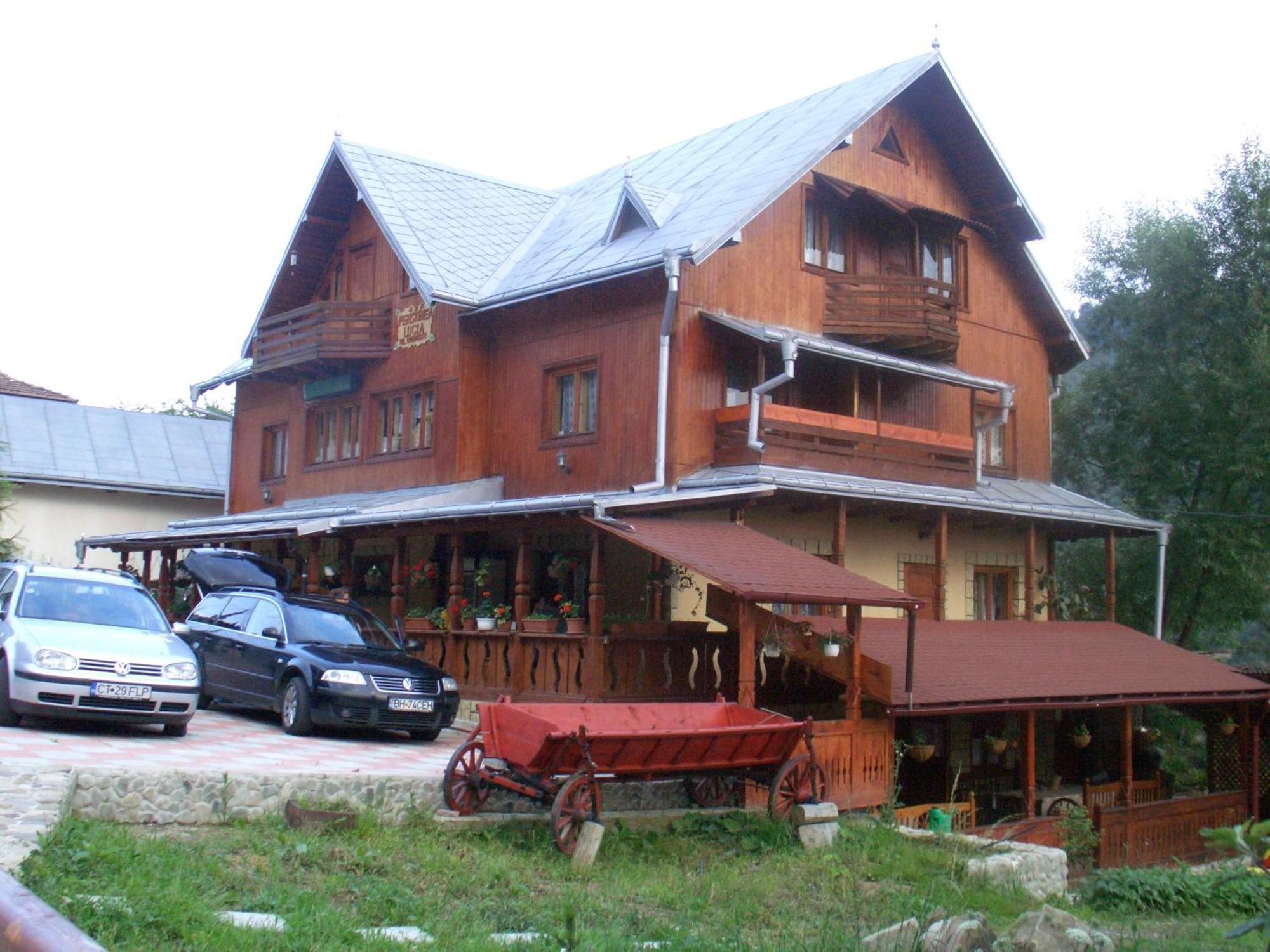 Pension Lucia Bucovina Hotel Вама Екстериор снимка